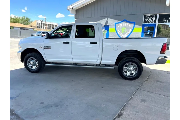 2018 RAM 2500 Tradesman Crew image 8