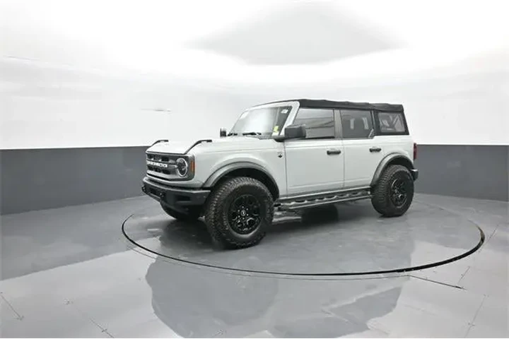 $31265 : Ford Bronco 2021 4x4 Base 4d image 4