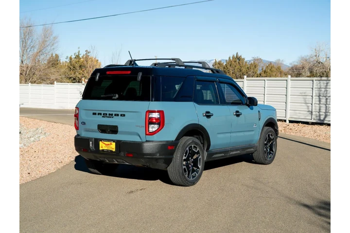 $24125 : 2022 Bronco Sport Outer Banks image 5