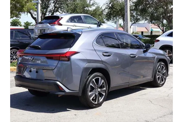 $22290 : Lexus UX 200 2019 4dr Crosso image 9
