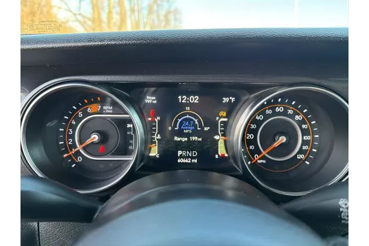 $27000 : Jeep Wrangler Unlimited 2021 image 5