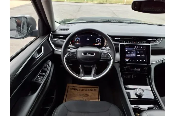 $27900 : Jeep Grand Cherokee L 2023 4 image 3