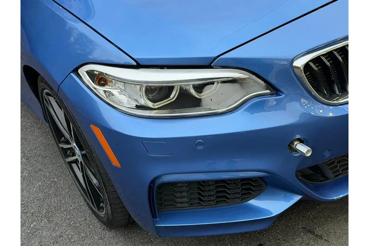 $17995 : 2015 2 Series M235i xDrive image 10