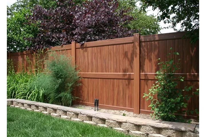 Vinyl Fence Edmonton image 1