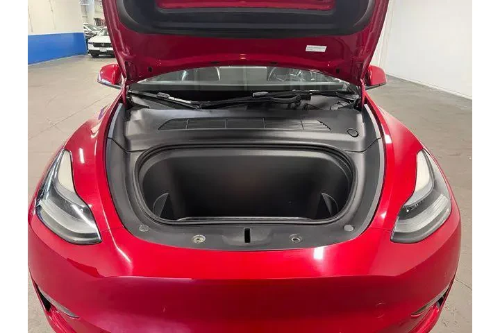 $31584 : Tesla Model Y 2022 AWD Long image 9