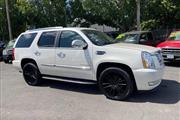 $10995 : 2010 Escalade Luxury thumbnail