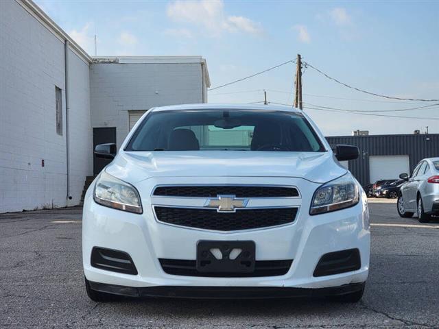 $10450 : 2013 Malibu LS image 3