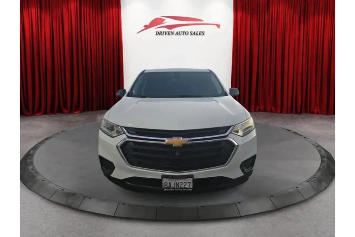 $12999 : 2018 Traverse LS image 3