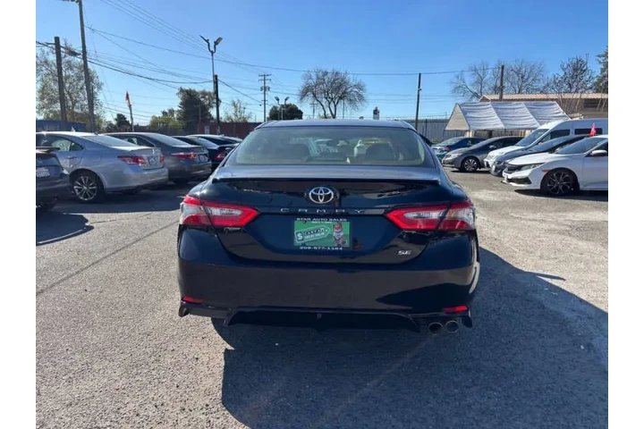 $13999 : 2018 Camry SE image 8