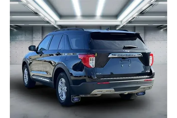 $25895 : Ford Explorer 2021 AWD XLT 4 image 3