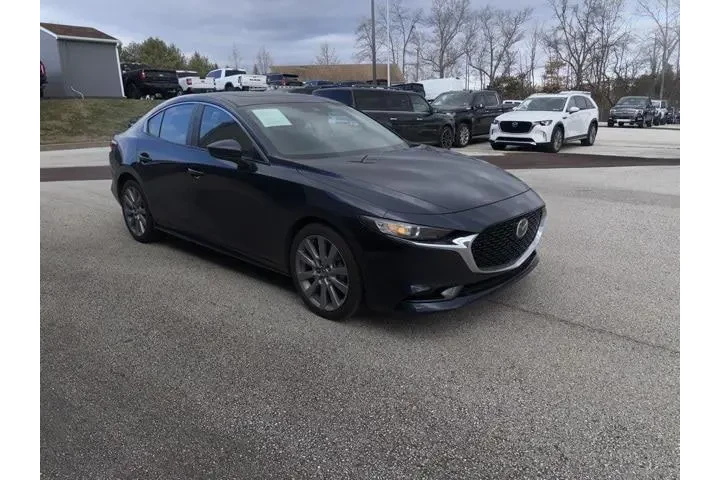 $20900 : Mazda Mazda3 Sedan 2023 2.5 image 10