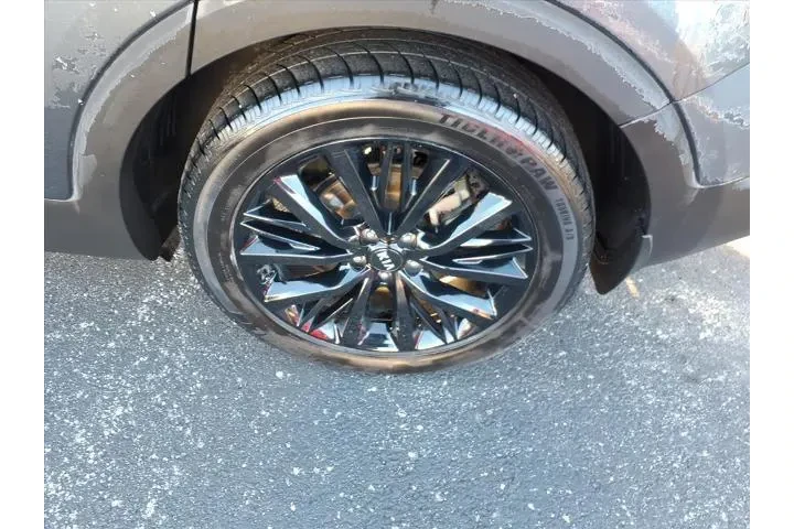 $28995 : Kia Telluride 2021 AWD SX 4d image 8