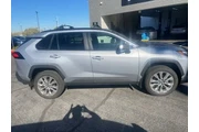 $32888 : Toyota RAV4 2025 XLE Premium thumbnail