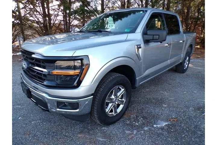 $36963 : Ford F-150 2024 4x4 XLT 4dr image 1