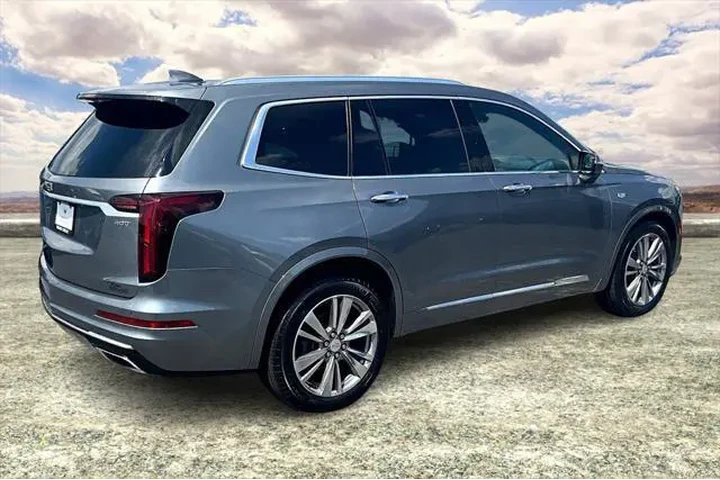 $27793 : Cadillac XT6 2022 Premium Lu image 5