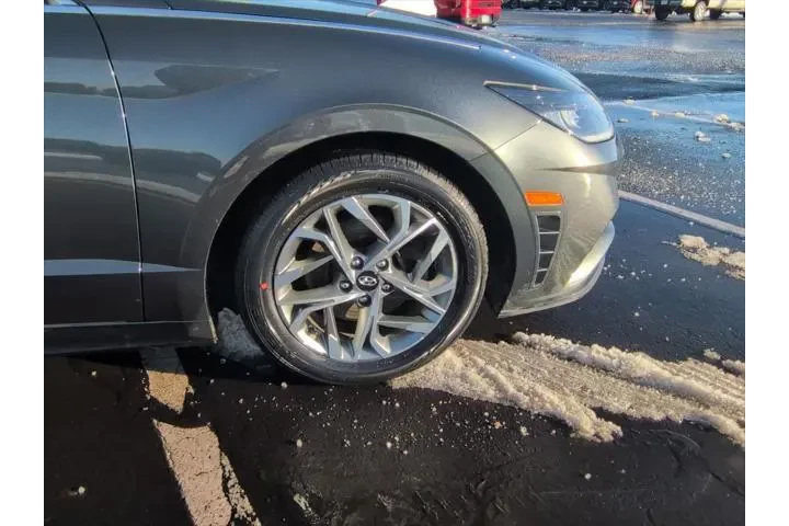 $16500 : Hyundai SONATA 2022 SEL 4dr image 10