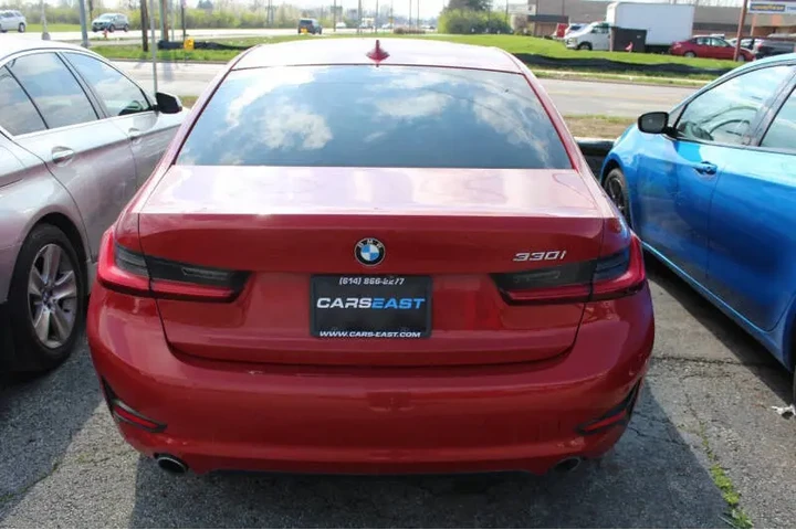 2019 BMW 3 Series 330i image 6