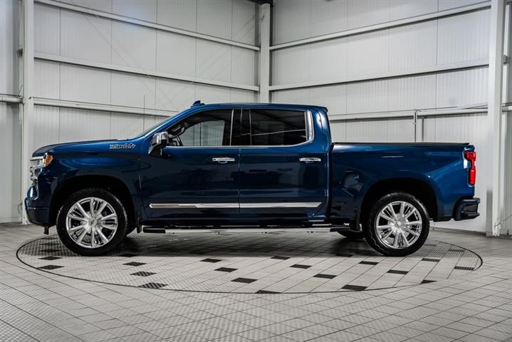 $51000 : 2022 Silverado 1500 High Coun image 4