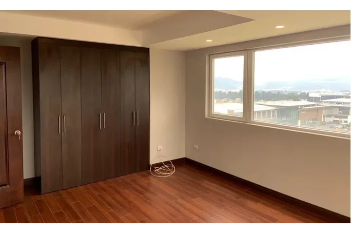 $1 : Apartamento en venta en Xela image 7
