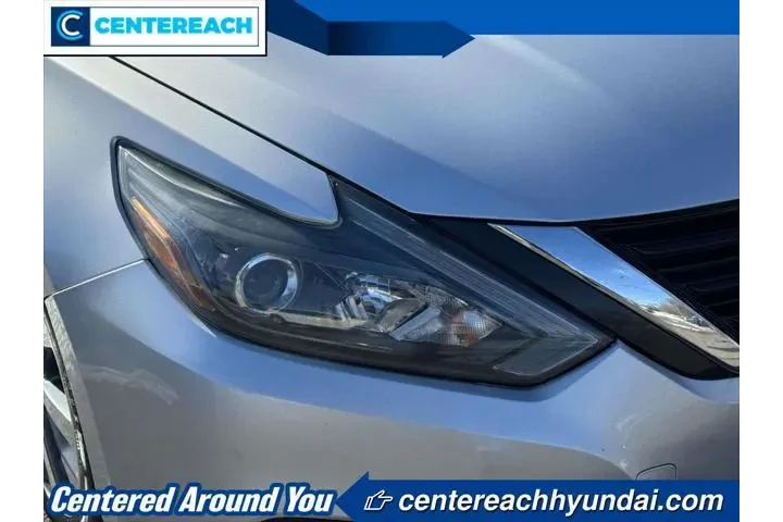 $10555 : Nissan Altima 2017 2.5 SR 4d image 8