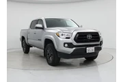 Toyota Tacoma 2023 4x4 SR5 V en Fresno