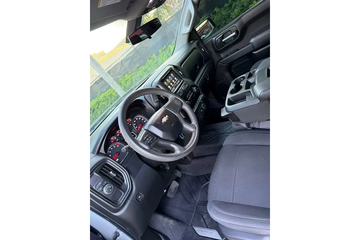 $19500 : *Chevrolet Silverado 1500 image 4