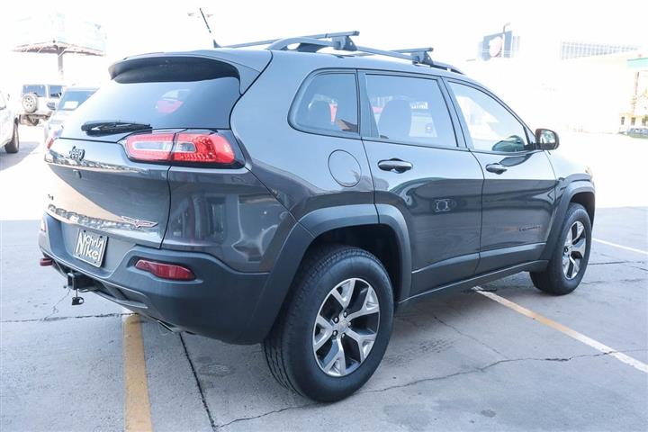 $16979 : 2015 Cherokee Trailhawk image 5