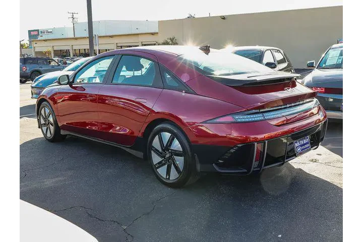 $23998 : Hyundai IONIQ 6 2024 SE Stan image 4