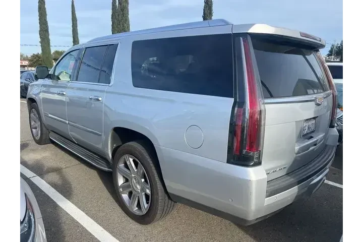 $29988 : Cadillac Escalade ESV 2019 4 image 8