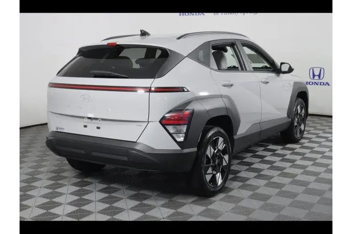 $24875 : Hyundai KONA 2025 AWD SEL 4d image 7
