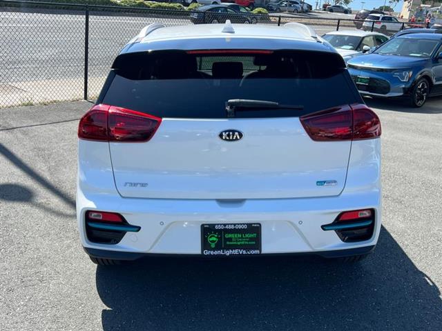 $20900 : Used 2020 Niro EV EX Premium image 6