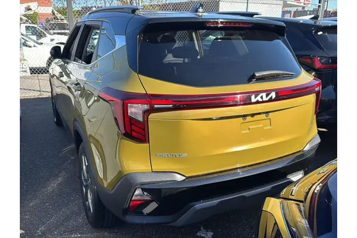 $21490 : Kia Seltos 2024 AWD S 4dr SU image 3