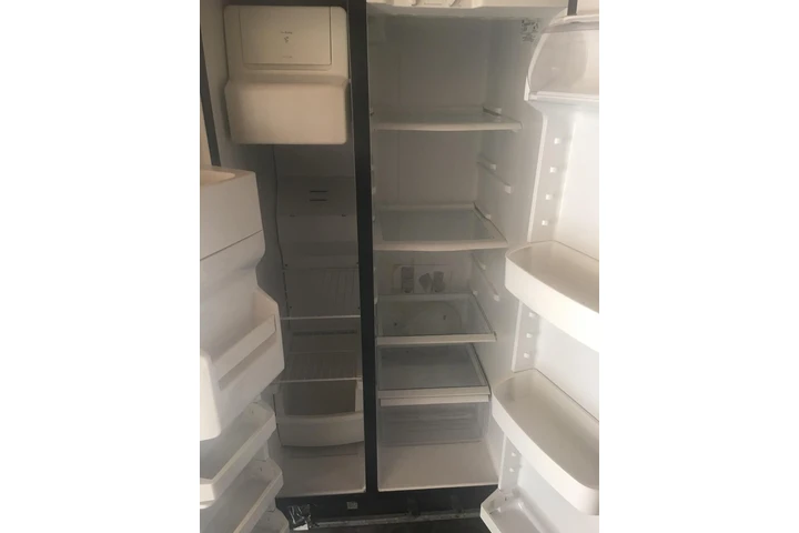 Lavadoras, secadora y refris. image 6