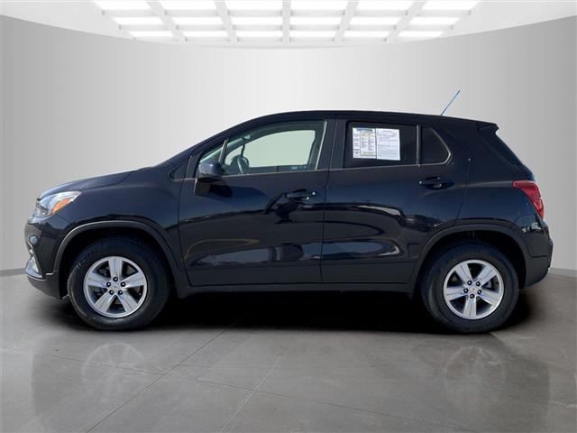 $19995 : Pre-Owned 2021 Trax LS image 8