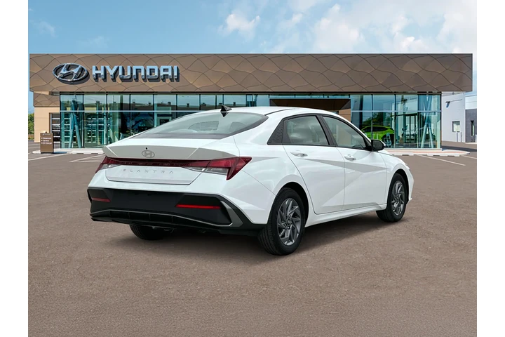 $21000 : Hyundai ELANTRA 2024 SEL 4dr image 7