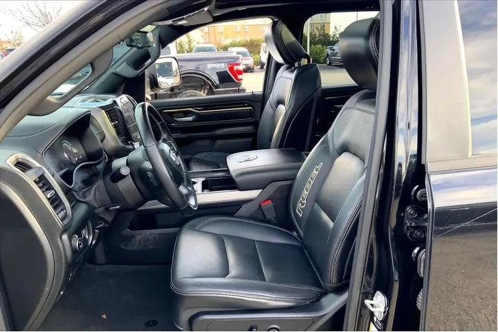 $28985 : Ram 1500 2021 4x4 Rebel 4dr image 7