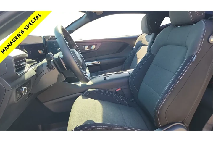 $38540 : Ford Mustang 2025 GT 2dr Fas image 10