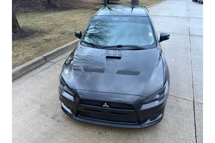 $29991 : 2015 Lancer Evolution GSR image 3