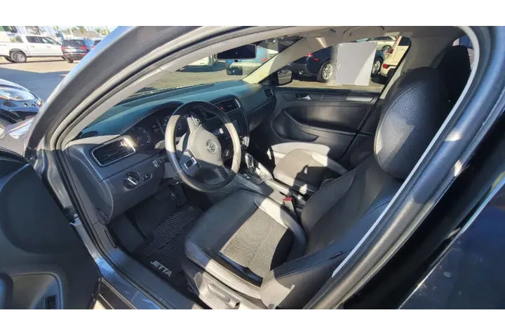 $8995 : 2011 Jetta SE PZEV image 6