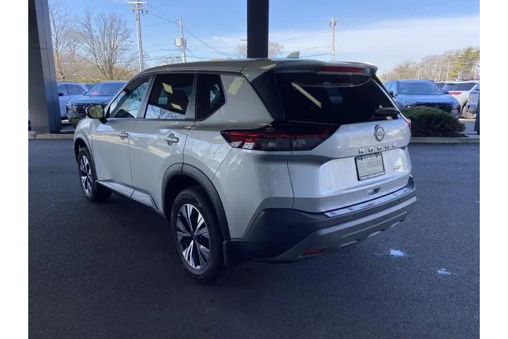 $17222 : Nissan Rogue 2022 AWD SV 4dr image 7