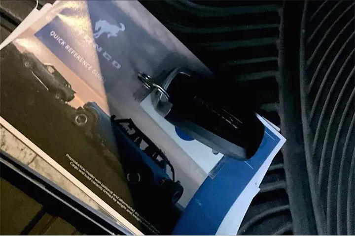 $31325 : Ford Bronco 2022 4x4 Base 2d image 10