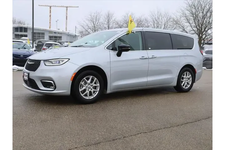 $30477 : Chrysler Pacifica 2024 Touri image 5