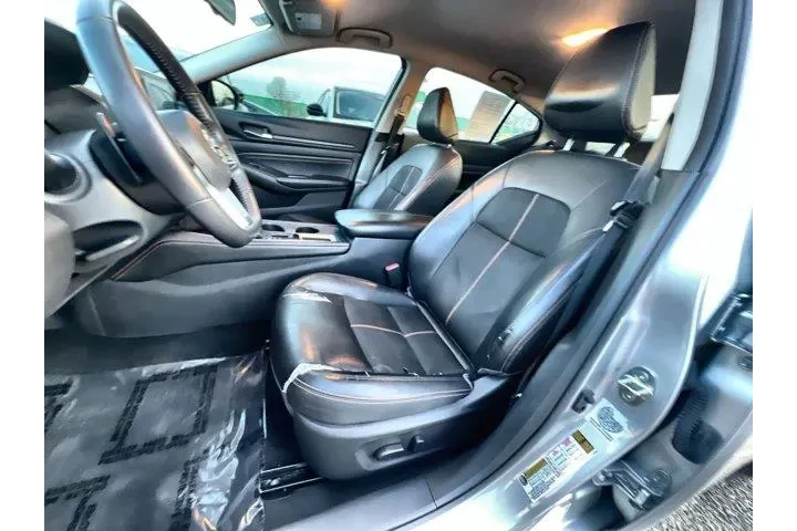 $13500 : Nissan Altima 2020 2.5 SR 4d image 10