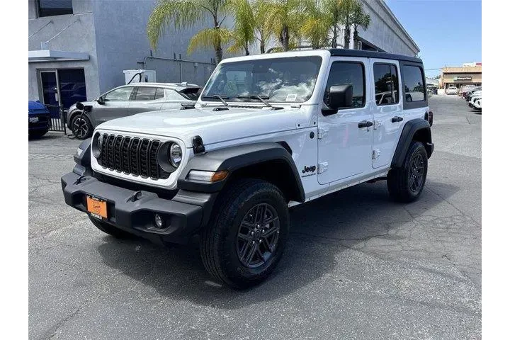 $34135 : Jeep Wrangler 2025 4x4 Sport image 7
