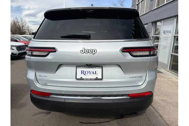 $26995 : 2024 Grand Cherokee L Limited image 7