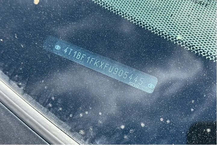 $16981 : Toyota Camry 2015 LE 4dr Sed image 2