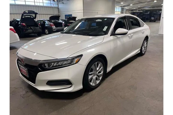$22962 : Honda Accord 2020 LX 4dr Sed image 7