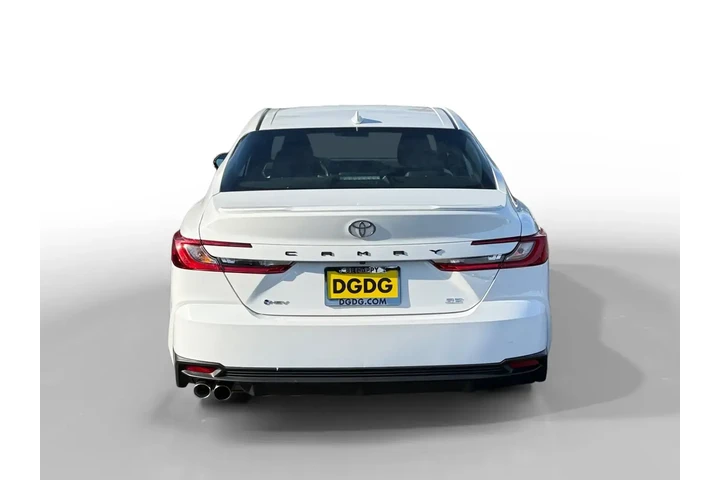 $27500 : Toyota Camry 2025 SE 4dr Sed image 4