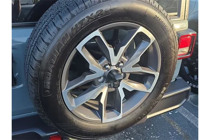 $35990 : Jeep Wrangler 2025 4x4 Sport image 6