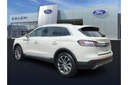 $34978 : Lincoln Nautilus 2022 AWD Re thumbnail
